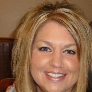 Meet your Posher, Leslie